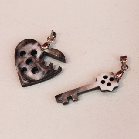 2 pieces- Heart with key
